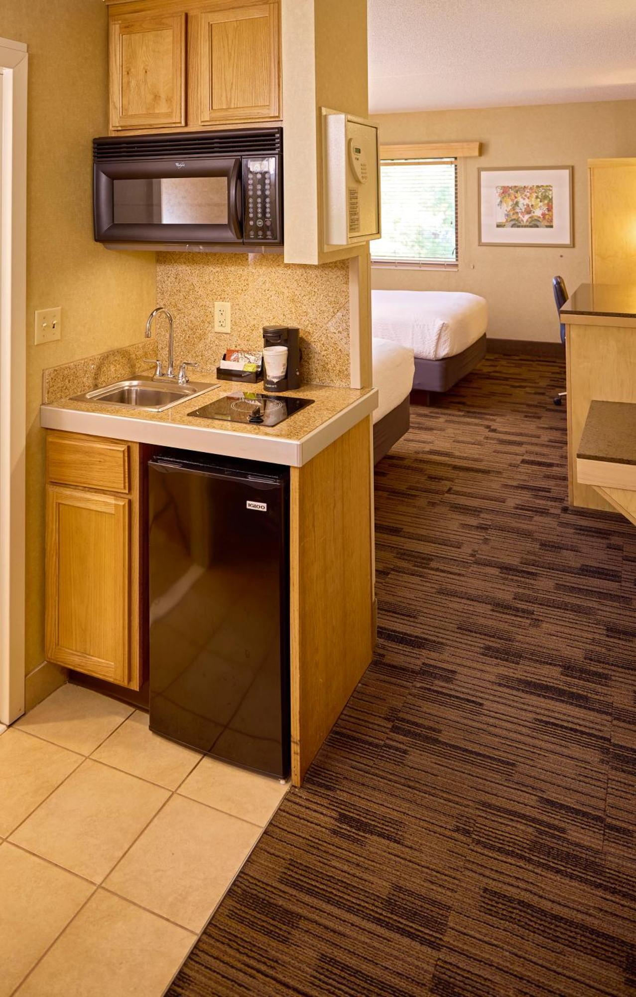 Livinn Hotel Cincinnati North/ Sharonville Exteriör bild