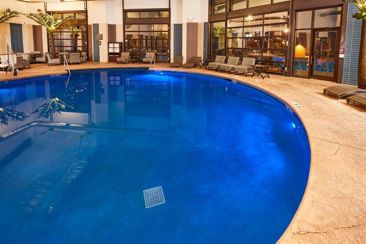 Livinn Hotel Cincinnati North/ Sharonville Exteriör bild